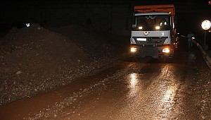 D-100 karayolu ulaşıma kapandı