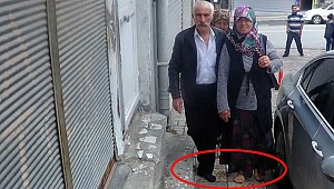 Erdoğan, Oy Kullanmaya Yalın Ayak Giden Çifti Aradı, Külliye'ye Davet Etti