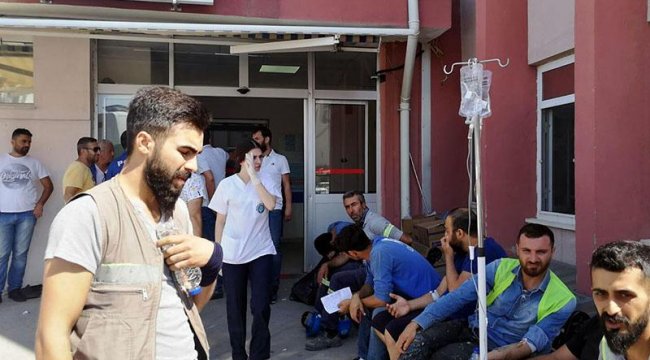 Rafineride akşam yemeğinden hastanelik olan işçi sayısı 2 bin 100'e çıktı