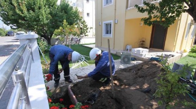 Su borusunu tamir ederken elektrik çarptı