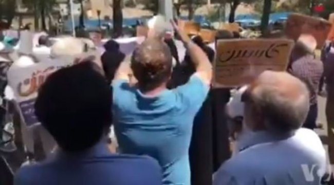 ABD Yaptırımlarına Hedef Olan İran’da Protestolar