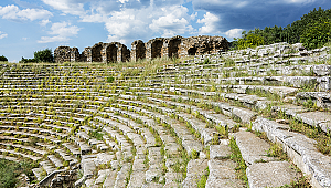 Antik tiyatroda  'kombine bilet' uygulaması