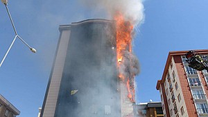 Ataşehir'de bir plazada yangın çıktı