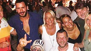 Barış Arduç ve Gupse Özay'ın moral tatili