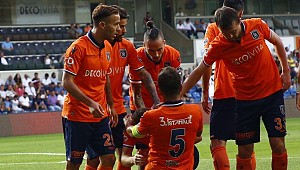 Başakşehir, Akhisarspor'u yabancılarıyla geçti!