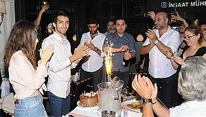 Çağatay Akman'ın renkli doğum günü kutlaması