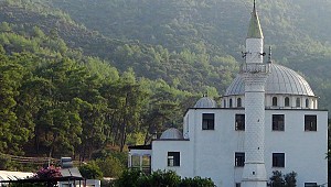 Cumhurbaşkanı  Erdoğan Bayram namazını Muğla’da kıldı