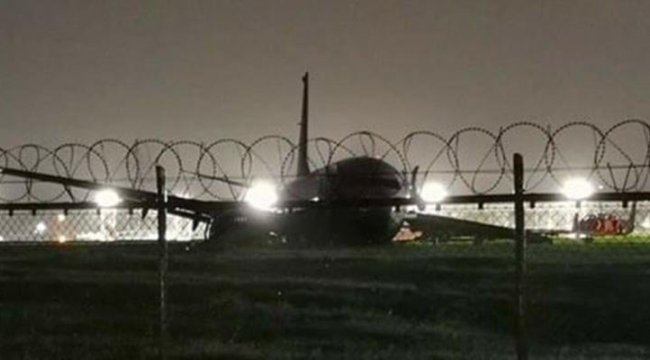 Filipinler'de yolcu uçağı iniş sırasında kaza yaptı