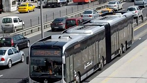 İstanbul Büyükşehir Belediyesi'nden önemli metrobüs uyarısı