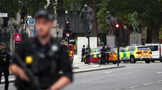 Londra'da güvenlik alarmı