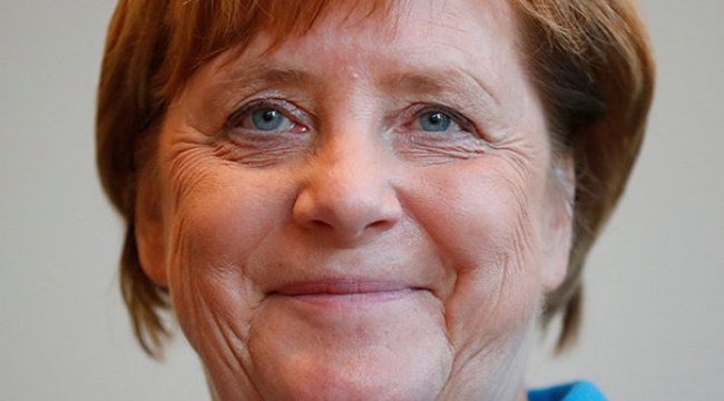 Merkel'den, Erdoğan'ın duyurduğu dörtlü zirve hakkında açıklama