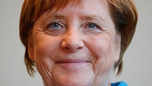 Merkel'den, Erdoğan'ın duyurduğu dörtlü zirve hakkında açıklama