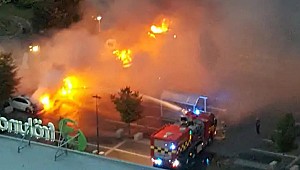 Siyah giysili adamlar 80 otomobili kundakladı