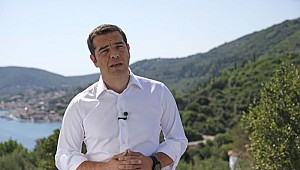 ‘Ülkem Yeniden Geleceğini Belirleme Hakkını Kazandı’