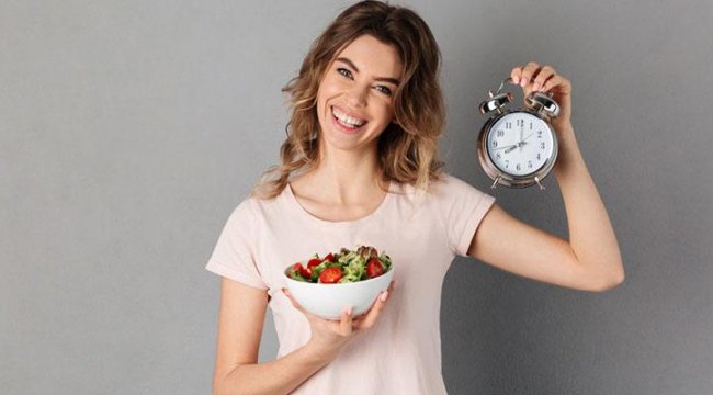 Yemek yemek için günde 1 saat 58 dakika harcıyoruz
