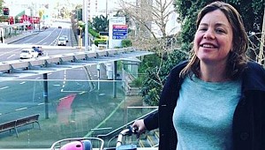 Yeni Zelandalı bakan doğuma bisikletiyle gitti