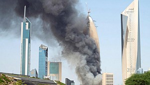 62 katlı gökdelende korkutan yangın