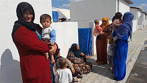 Aile Bakanı Selçuk, mevsimlik tarım işçilerini ziyaret etti