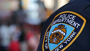 Bebeklere satırla saldırdı