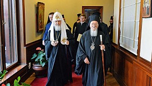 Birbirlerine girdiler: 'Kilise' kavgası