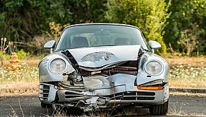 Bu haliyle bile yarım milyon dolar eden araba: Porsche 959