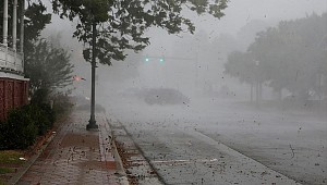 Florence kasırgası etkisini göstermeye başladı