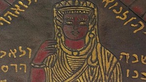 Balıkesir'de servet değerinde Tevrat ele geçirildi