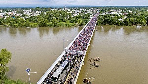 Sınırda insanlık dramı! 'Açız bırakın girelim'