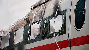 Yüksek hızlı trende yangın paniği