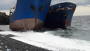 İki gemi karaya oturdu