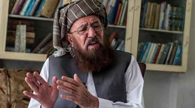 Pakistan'da, Ünlü isim bıçaklanarak öldürüldü…