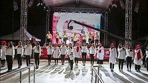 (AKESDER) 1000 kişilik işitme engelli ekibiyle İşaret diliyle İstiklal Marşı’nı okuyacaklar