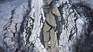 Alaska 7 büyüklüğündeki depremin yaralarını sarıyor