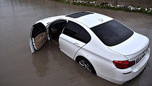 Sağanak vurdu: Menfez köprü çöktü