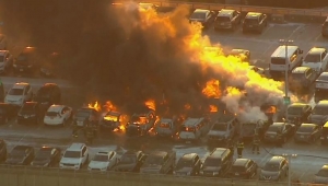 ABD’de havaalanı otoparkında yangın