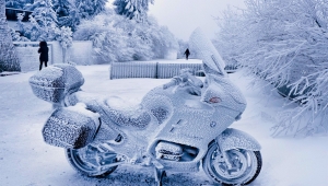 Almanya'da yoğun kar hayatı olumsuz etkiliyor