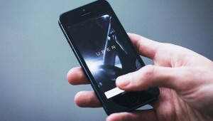 Brüksel mahkemesinden Uber'e izin