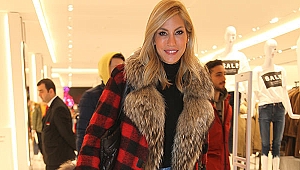 Çağla Şıkel yoğun tempodan yorgun düştü