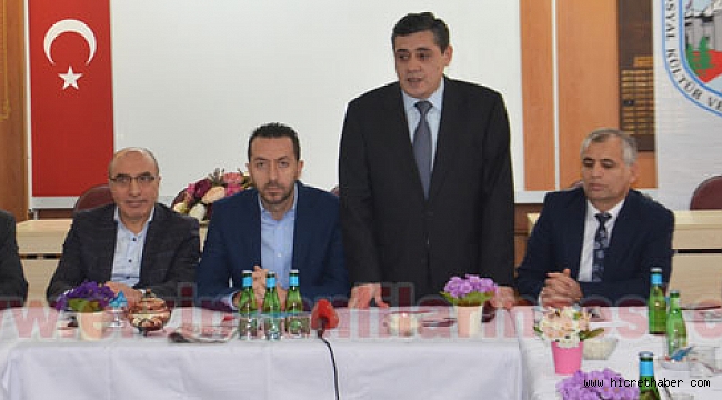 Kemahlılar Sosyal Kültür ve Yardımlaşma Derneği, 10 Ocak Çalışan Gazeteciler günü kutladı