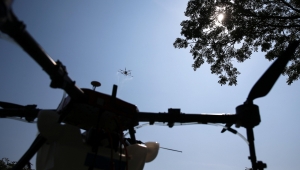 New Jersey'de uçuşlar drone yüzünden yapılamadı