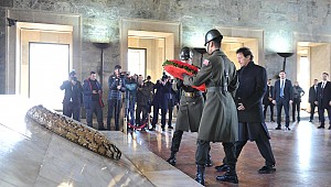 Pakistan Başbakanı Han Anıtkabir'de