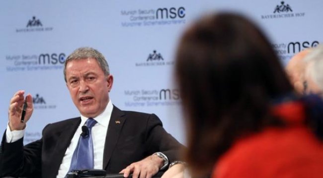 Bakan Akar: Terör koridoruna asla izin verilmeyecek