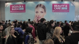 Corci Kadına Şiddete Dikkat Çekti