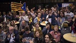 Ayrılıkçı Katalanlar İspanya'da seçimlerden güçlenerek çıktı