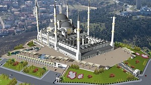 Büyük Çamlıca Camii İstanbul Tepesine Ve Boğaza Vurulmuş Mühürdür