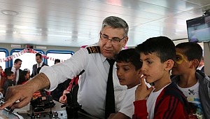  Çocuklar bayramı kaptan köşkünde kutladı