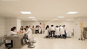 İSÜ, dünya listesinde