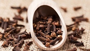 Karanfil suyunun faydaları nelerdir? 