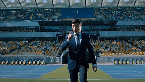 Komedyen başkan adayından, Poroşenko’ya: Stadda tartışalım