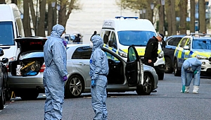  Londra'da Büyükelçilik aracına saldırı